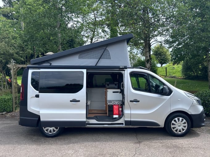 2025 Renault Trafic