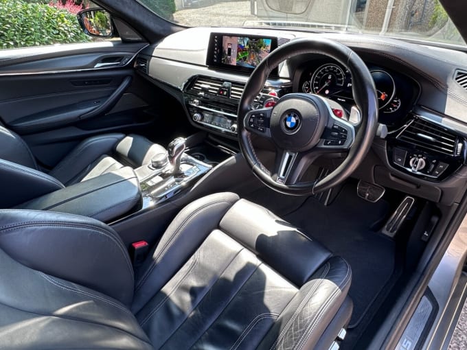 2025 BMW M5