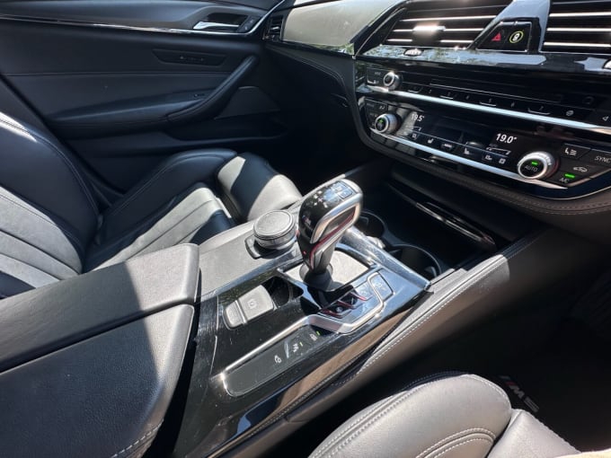 2025 BMW M5
