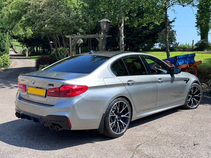2025 BMW M5
