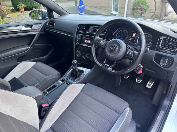 2025 Volkswagen Golf