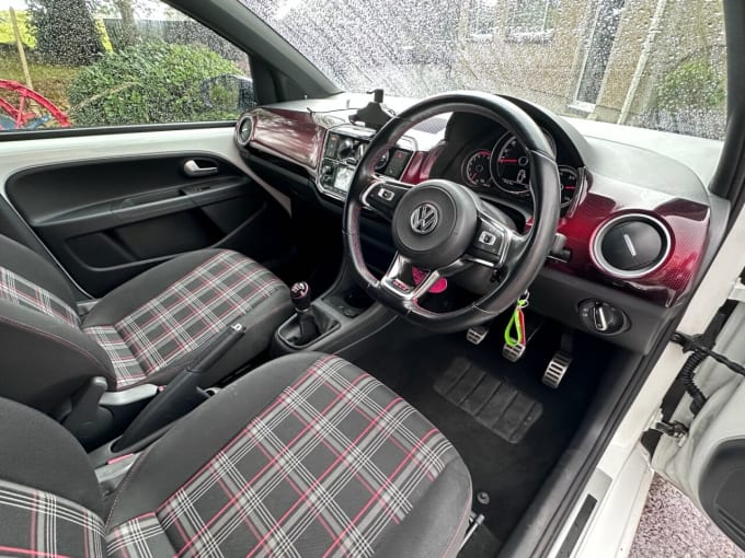 2025 Volkswagen Up!