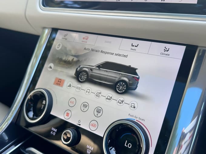 2025 Land Rover Range Rover Sport