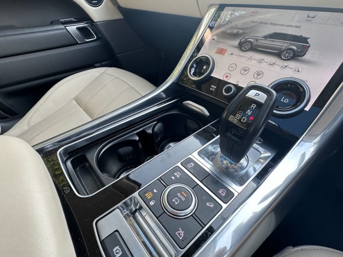 2025 Land Rover Range Rover Sport