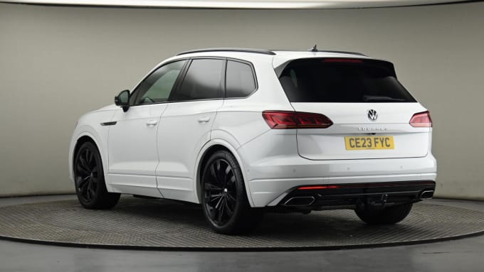 2025 Volkswagen Touareg