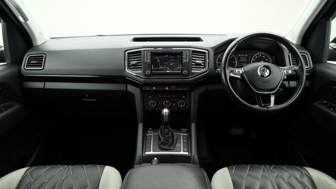 2025 Volkswagen Amarok