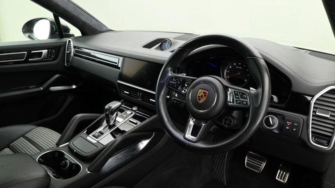 2025 Porsche Cayenne