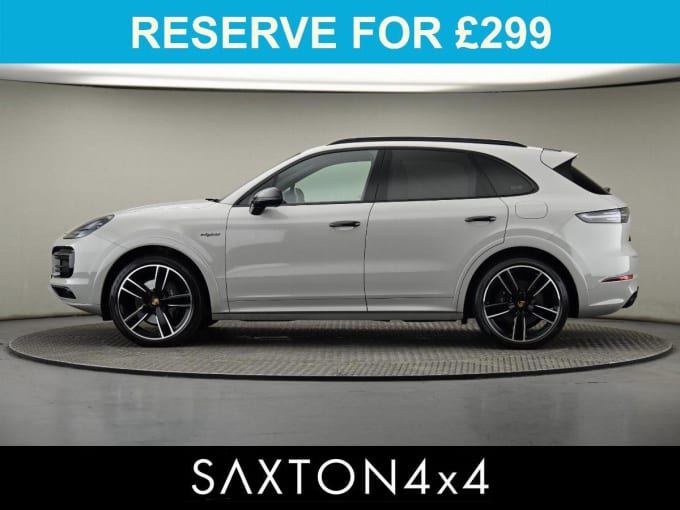 2022 Porsche Cayenne