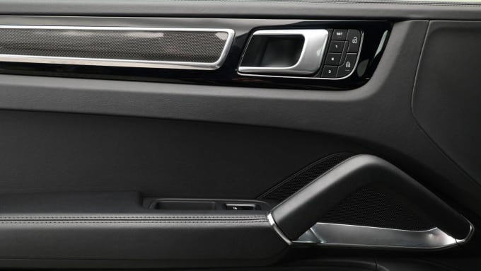 2025 Porsche Cayenne