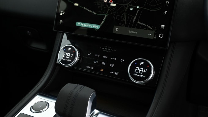 2025 Jaguar F-pace
