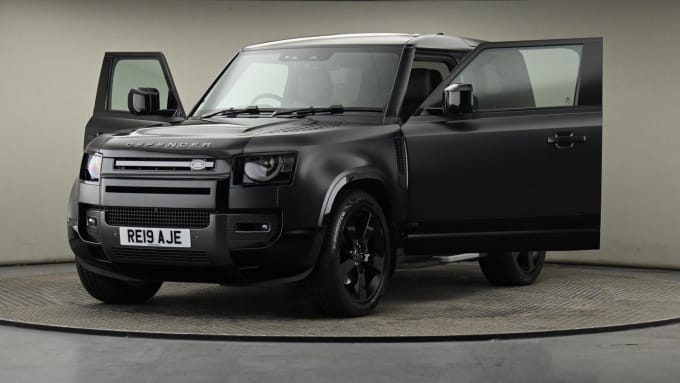 2023 Land Rover Defender