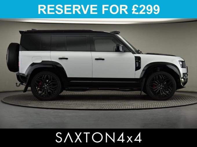 2025 Land Rover Defender 110