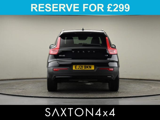 2025 Volvo Xc40