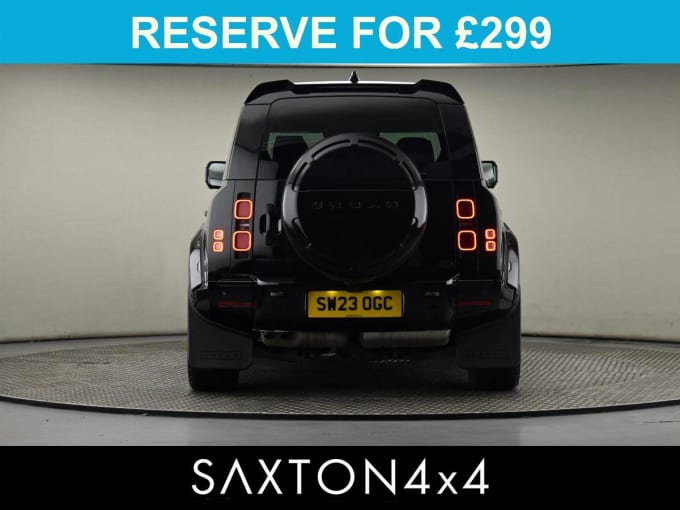2025 Land Rover Defender 110