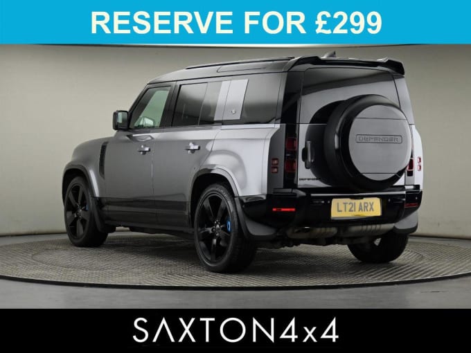 2025 Land Rover Defender 110
