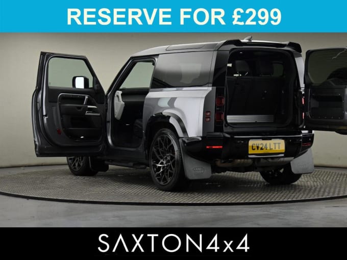 2025 Land Rover Defender 90