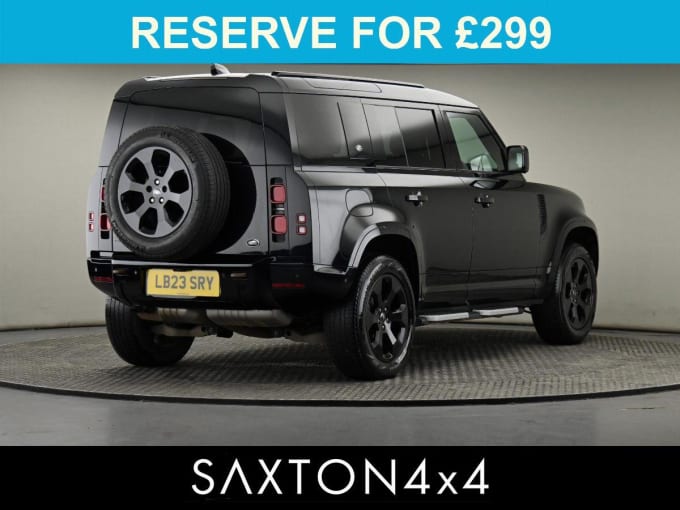 2025 Land Rover Defender 110