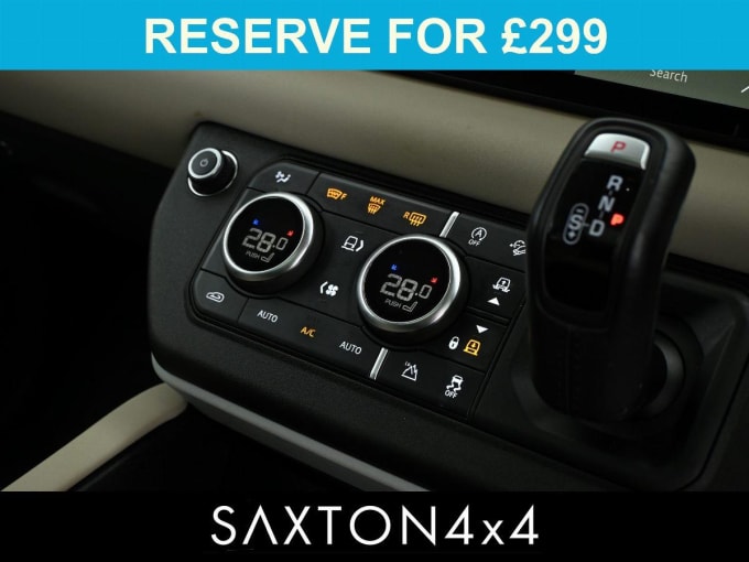 2025 Land Rover Defender 110