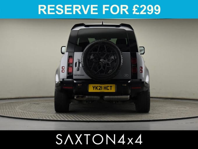 2025 Land Rover Defender 110