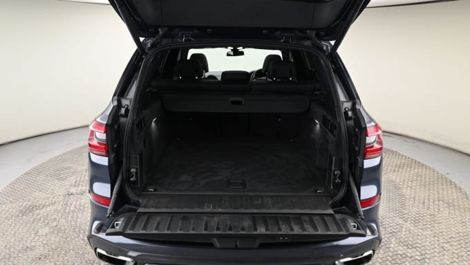 2025 BMW X5