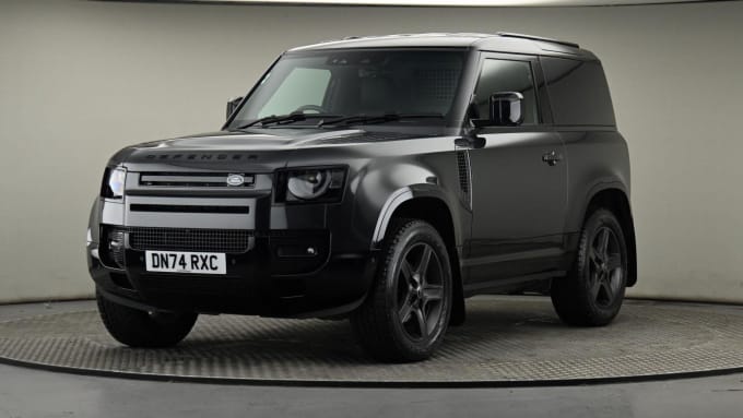 2025 Land Rover Defender 90