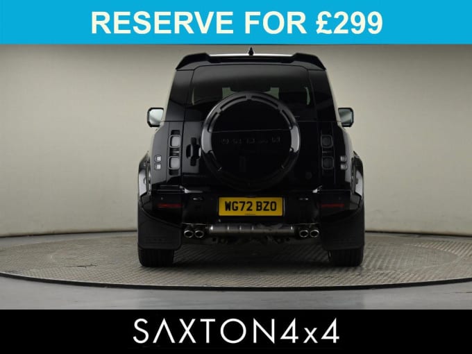 2025 Land Rover Defender 90