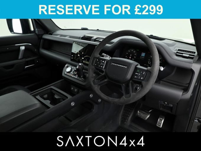 2025 Land Rover Defender 110