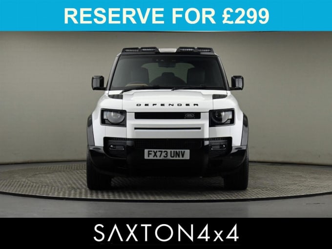 2025 Land Rover Defender 110