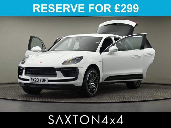 2025 Porsche Macan