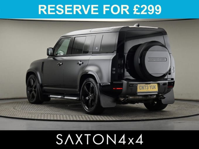 2025 Land Rover Defender 110