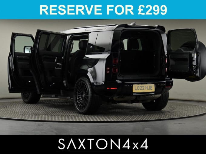 2025 Land Rover Defender 110