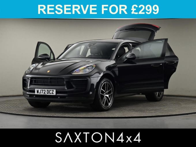 2025 Porsche Macan