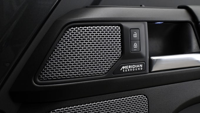 2023 Land Rover Defender