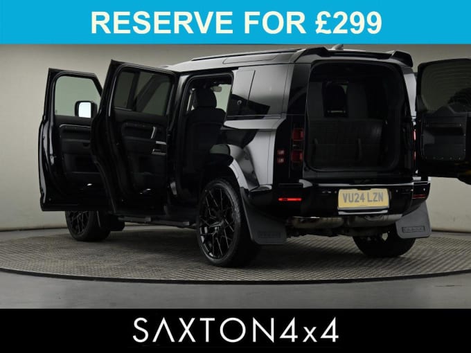2025 Land Rover Defender 110
