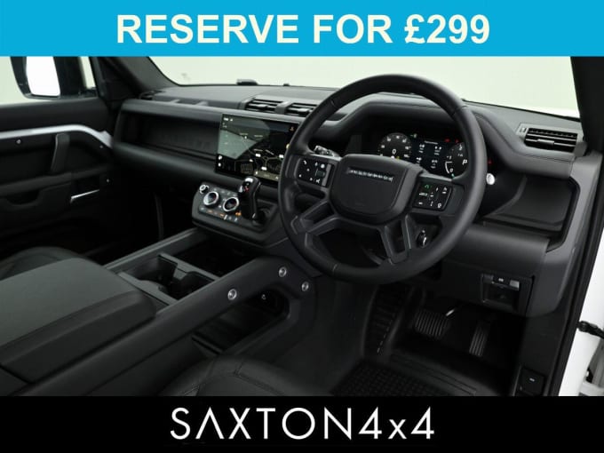 2025 Land Rover Defender 90