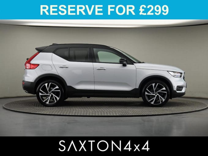 2025 Volvo Xc40