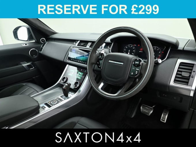 2025 Land Rover Range Rover Sport