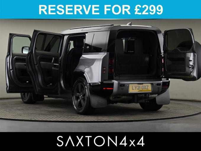 2025 Land Rover Defender 110