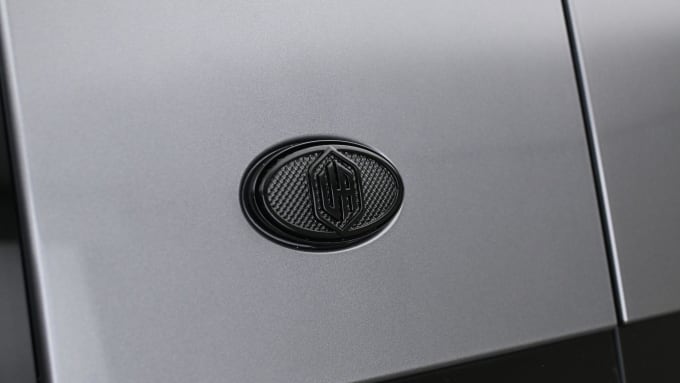 2025 Land Rover Defender 110