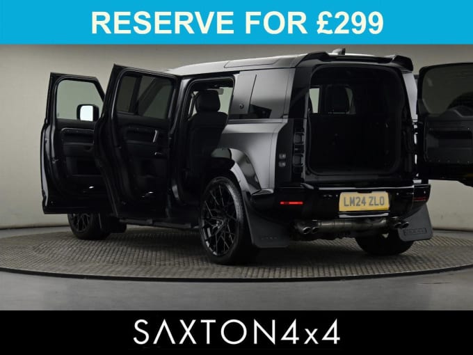 2025 Land Rover Defender 110
