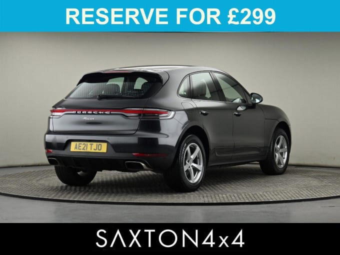 2025 Porsche Macan