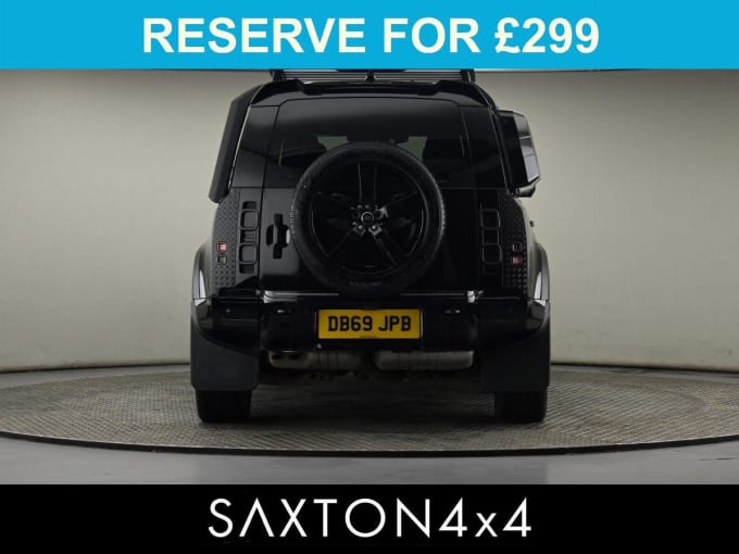2025 Land Rover Defender 110