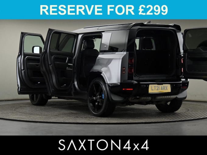 2025 Land Rover Defender 110