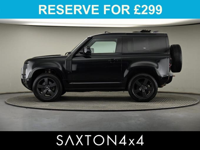 2025 Land Rover Defender 90