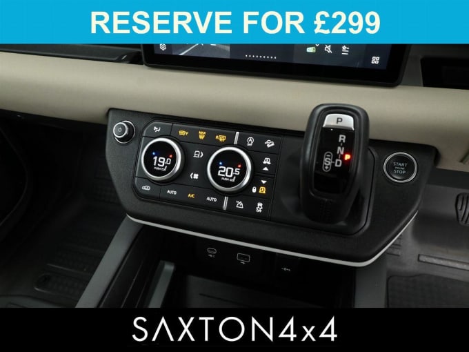2025 Land Rover Defender 110