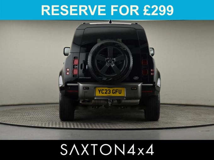 2025 Land Rover Defender 110