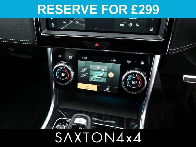 2025 Jaguar Xe