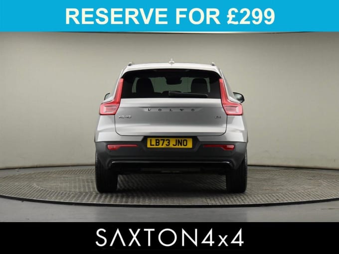 2025 Volvo Xc40