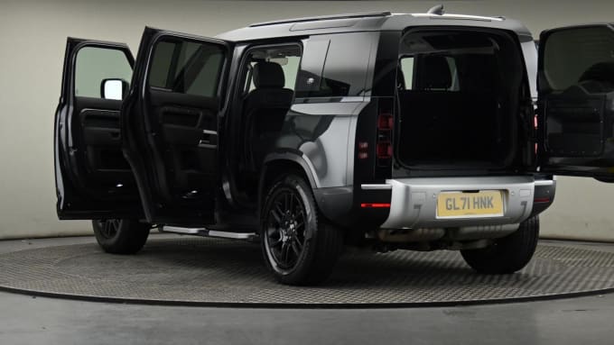 2025 Land Rover Defender 110