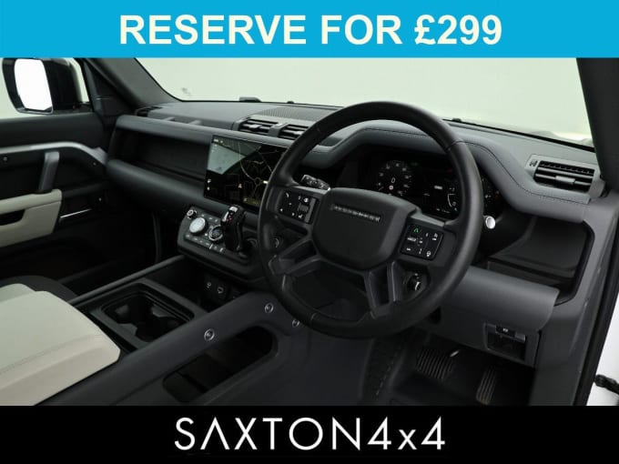 2025 Land Rover Defender 110